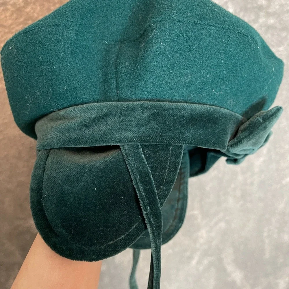Vintage 60s Rothschild Girls Winter Hat Wool Velvet Bonnet Cloche Green Bow